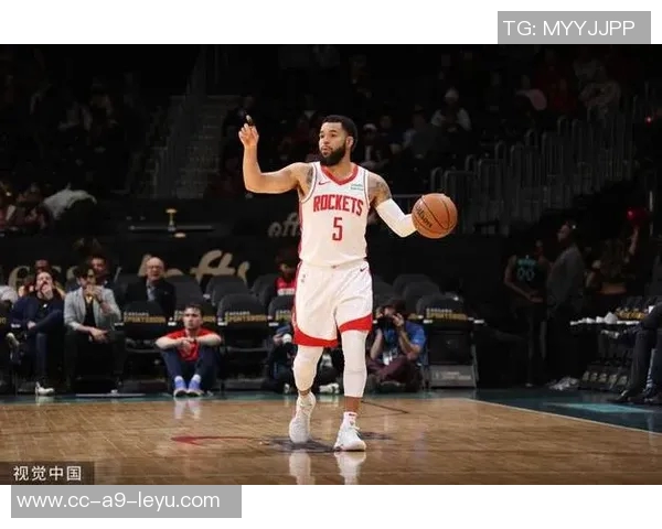 阿夫迪亚利用身材优势对位魔术火箭展现实力与挑战 阿夫迪亚利用身材优势对位魔术火箭展现实力与挑战