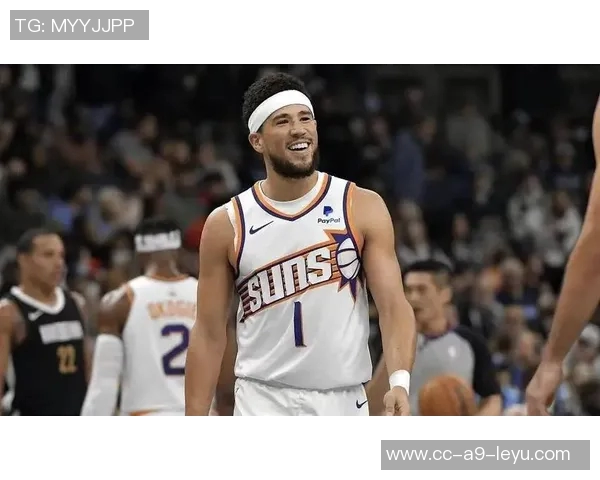 布克能否出战快船比赛奥特透露他恢复训练情况良好